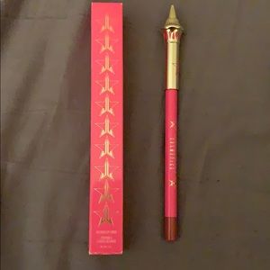 JSC Lip Liner in Calabasas